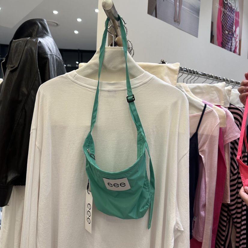 EEE韓國東大門直郵女裝新品職業熱賣時尚推薦人氣單肩斜跨包EEE單肩/斜跨包圖色3
