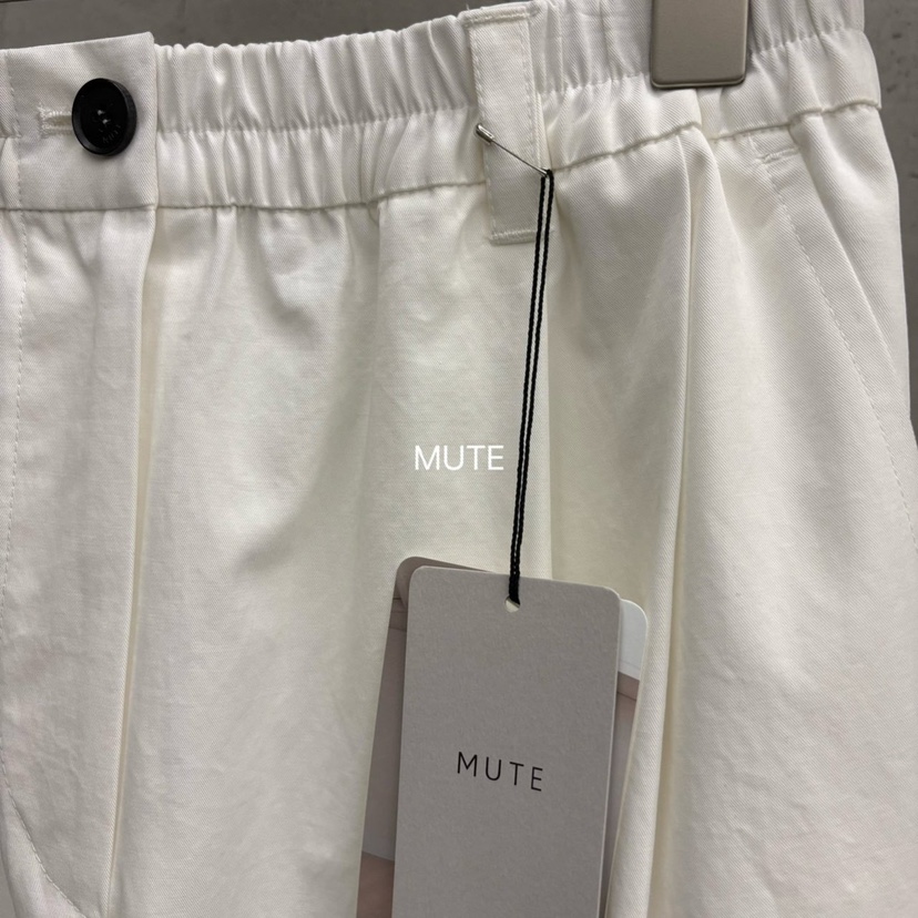 MUTE-P韓國東大門代購女士新品職業推薦人氣時尚熱賣長裙MUTE長裙