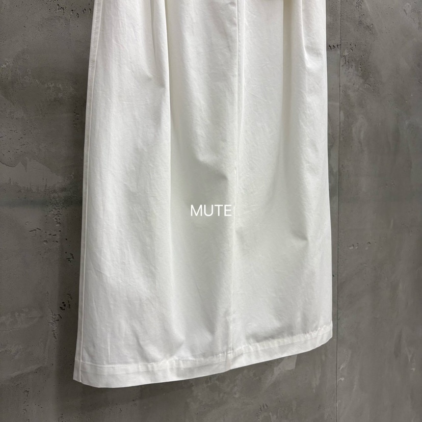 MUTE-P韓國東大門代購女士新品職業推薦人氣時尚熱賣長裙MUTE長裙