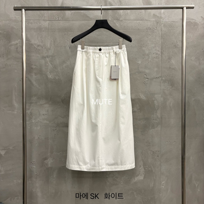 MUTE-P韓國東大門代購女士新品職業推薦人氣時尚熱賣長裙MUTE長裙圖色1