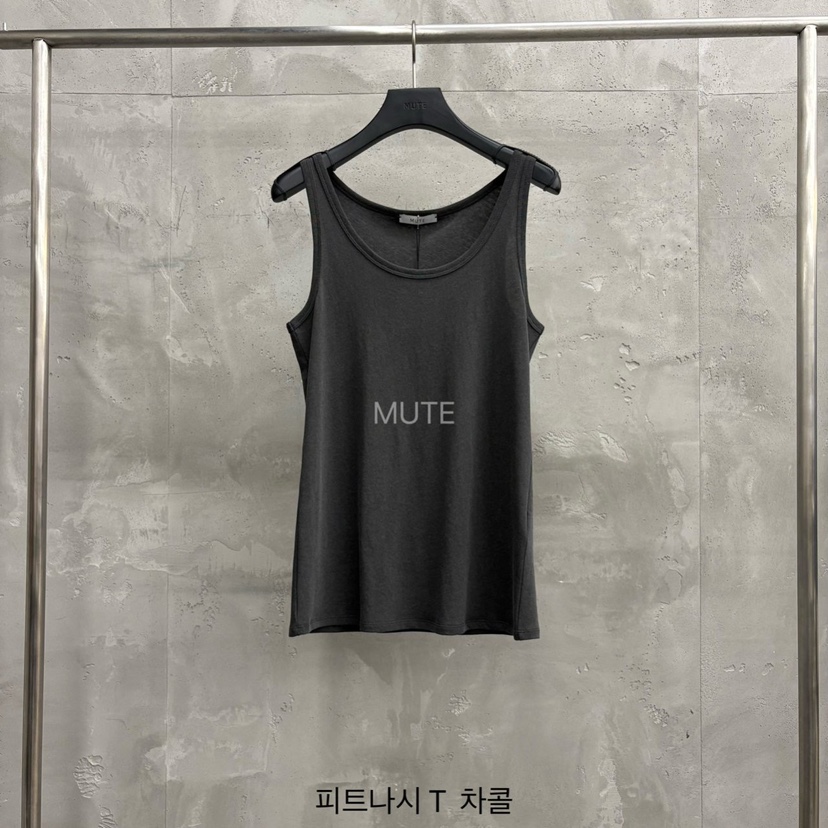 MUTE-P韓國直郵女士新款時尚推薦休閑人氣熱賣26春夏吊帶背心MUTE吊帶/背心圖色4墨色