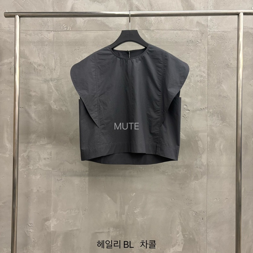 MUTE-P韓國東大門直郵女裝新款熱賣休閑時尚26春夏吊帶背心MUTE吊帶/背心圖色2墨色
