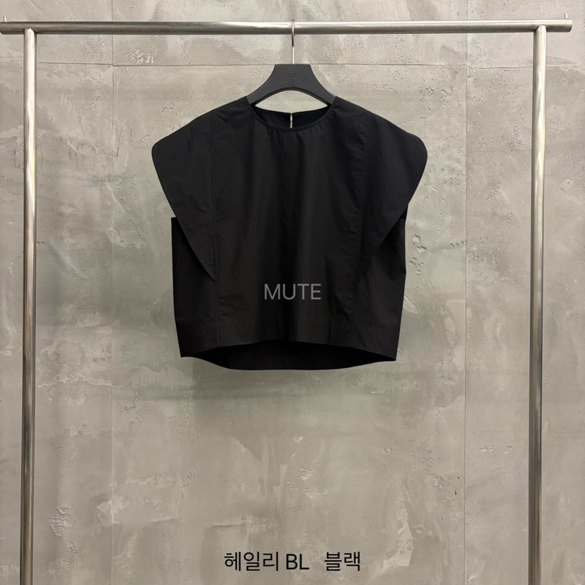 MUTE-P韓國東大門直郵女裝新款熱賣休閑時尚26春夏吊帶背心MUTE吊帶/背心圖色3黑色