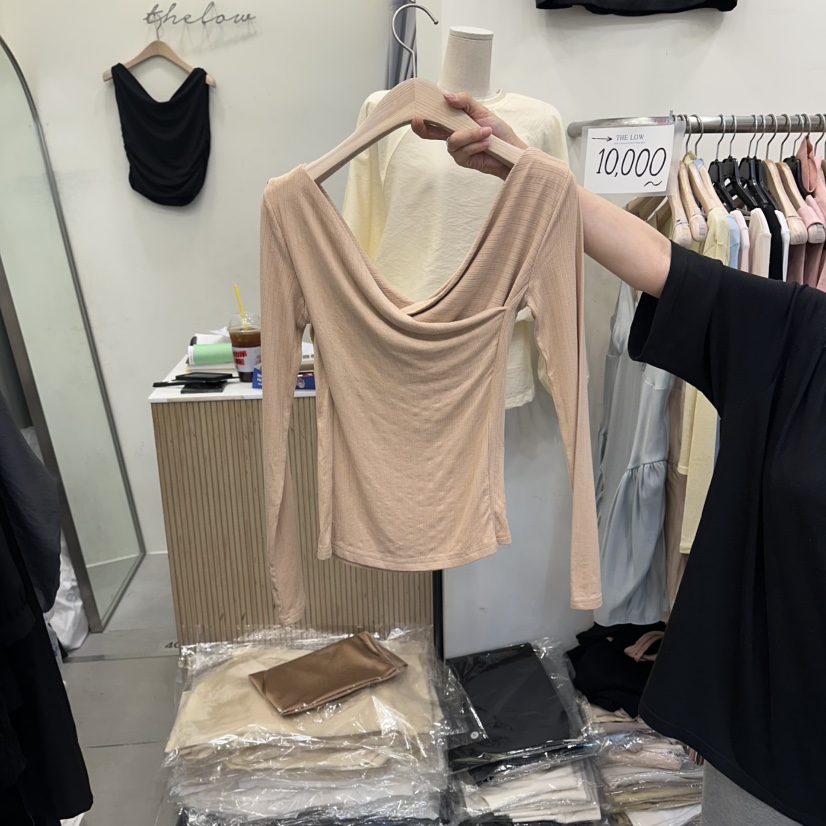 THE LOW韓國東大門代購女裝新品休閑推薦人氣長袖T恤V領THE LOW長袖T恤