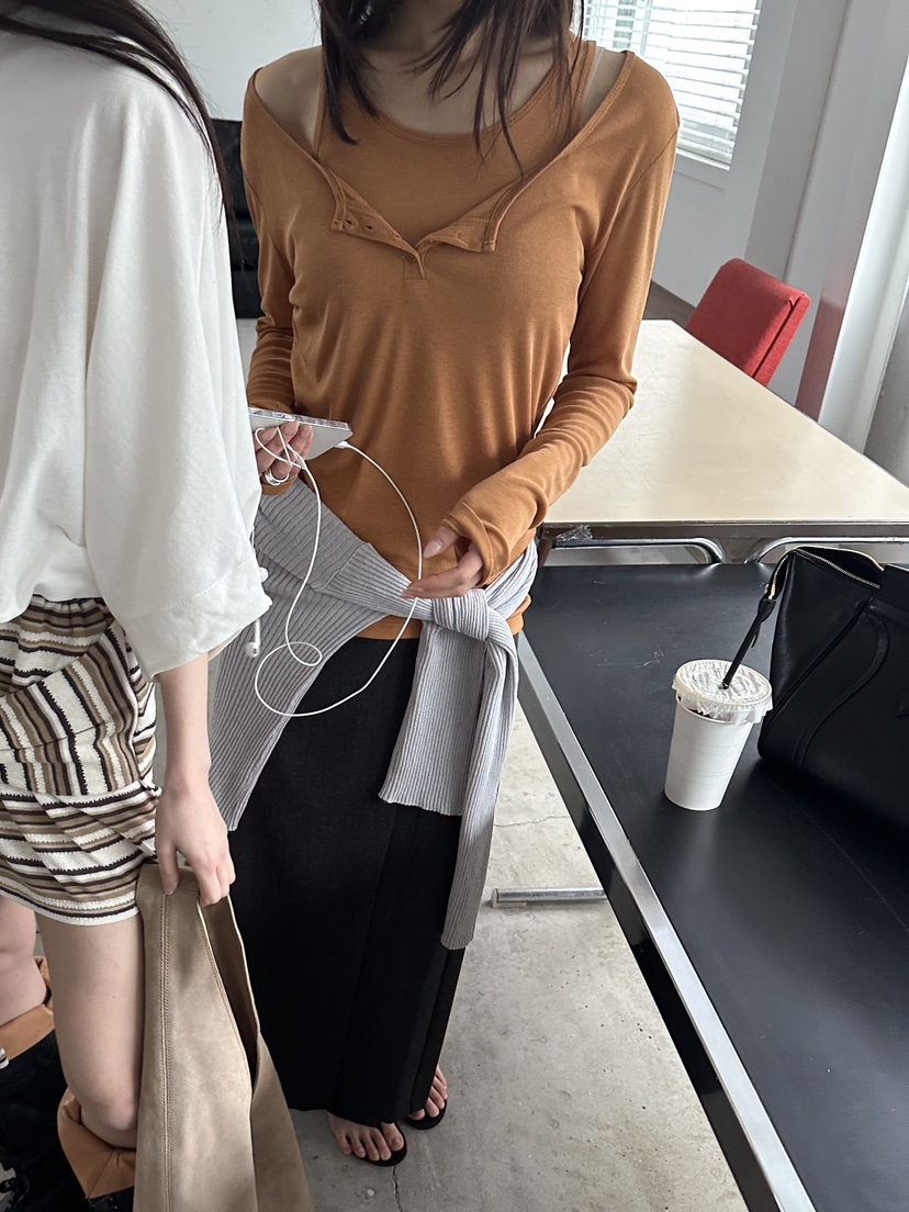 BOWIE韓國直郵女士新品時尚人氣休閑推薦長袖T恤不含內搭BOWIE長袖T恤