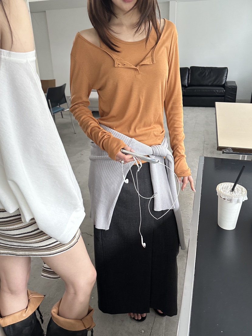 BOWIE韓國直郵女士新品時尚人氣休閑推薦長袖T恤不含內搭BOWIE長袖T恤