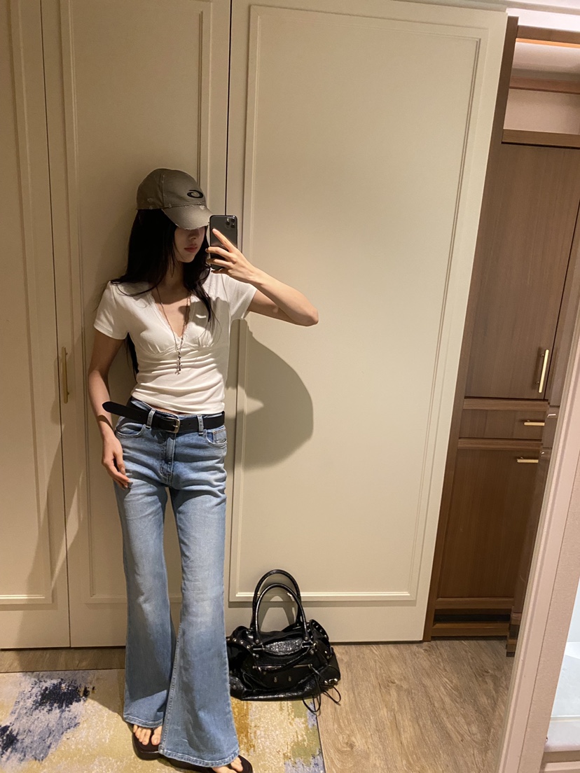 FOUREIGHT韓國東大門直郵女裝新款推薦時尚休閑人氣26春夏T恤FOUR EIGHTT恤