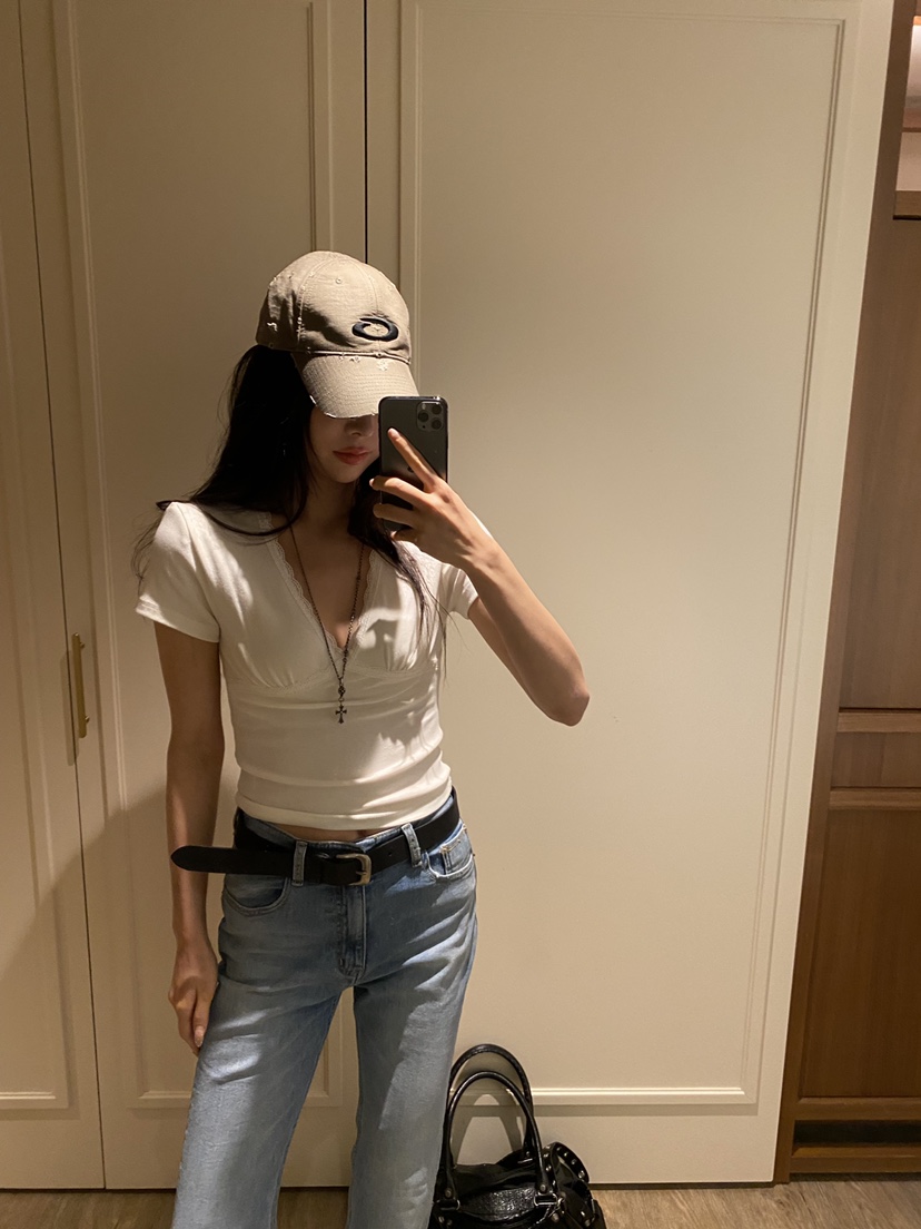 FOUREIGHT韓國東大門直郵女裝新款推薦時尚休閑人氣26春夏T恤FOUR EIGHTT恤