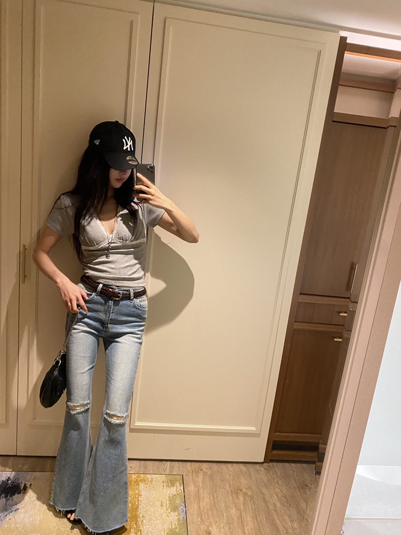 FOUREIGHT韓國東大門直郵女裝新款推薦時尚休閑人氣26春夏T恤FOUR EIGHTT恤