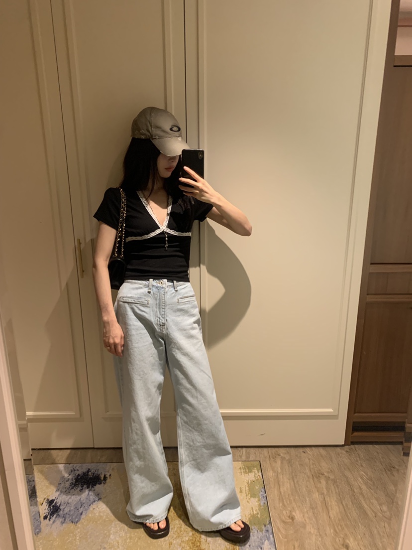 FOUREIGHT韓國東大門直郵女裝新款推薦時尚休閑人氣26春夏T恤FOUR EIGHTT恤