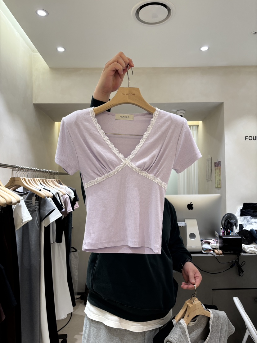 FOUREIGHT韓國東大門直郵女裝新款推薦時尚休閑人氣26春夏T恤FOUR EIGHTT恤圖色3