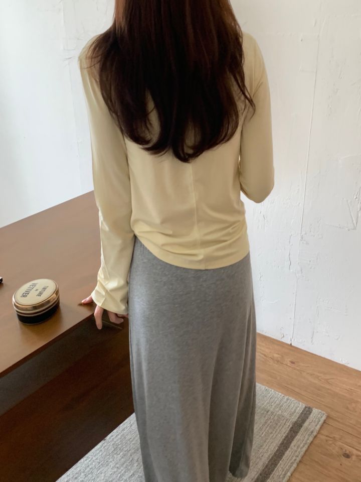 KOMOREBI韓國直郵實拍女士新款時尚26春夏休閑推薦長袖T恤KOMOREBI長袖T恤