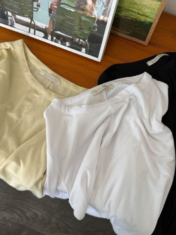 KOMOREBI韓國直郵實拍女士新款時尚26春夏休閑推薦長袖T恤KOMOREBI長袖T恤