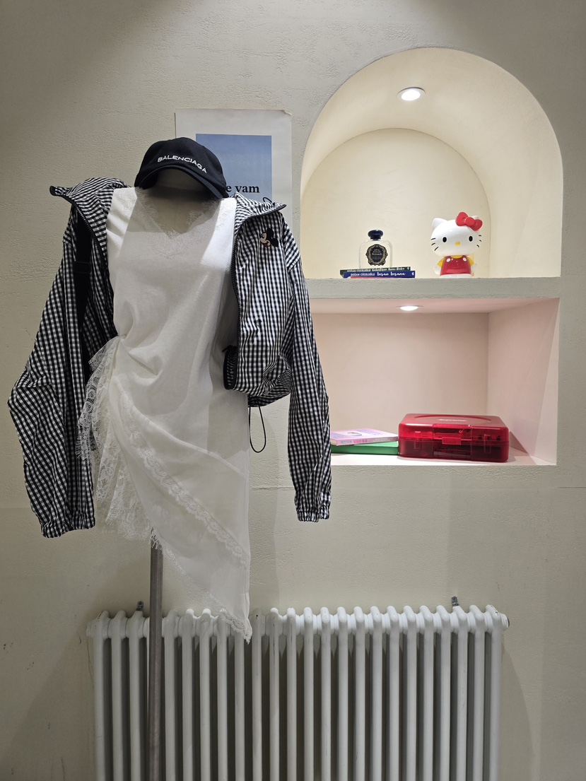 LIKEVAM韓國直郵女士新品26春夏推薦時尚職業吊帶背心不對稱LIKEVAM吊帶/背心