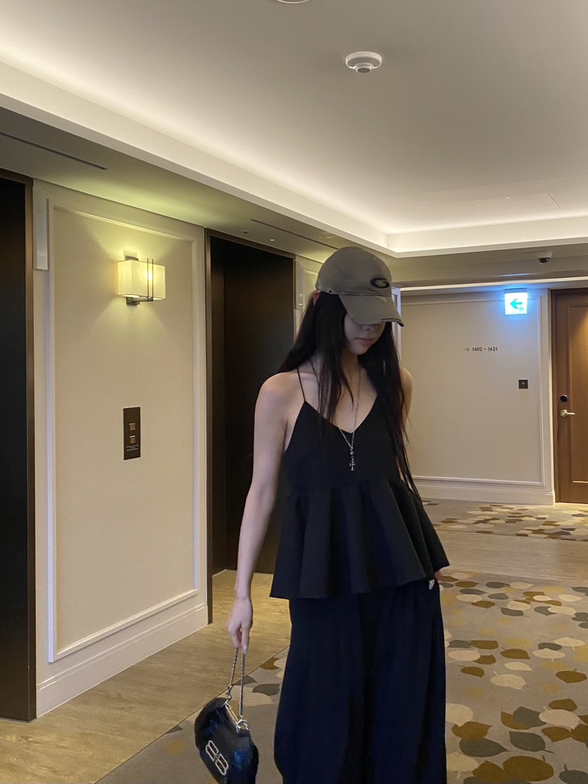 FOUREIGHT韓國東大門直郵女士新款職業26春夏休閑吊帶背心FOUR EIGHT吊帶/背心