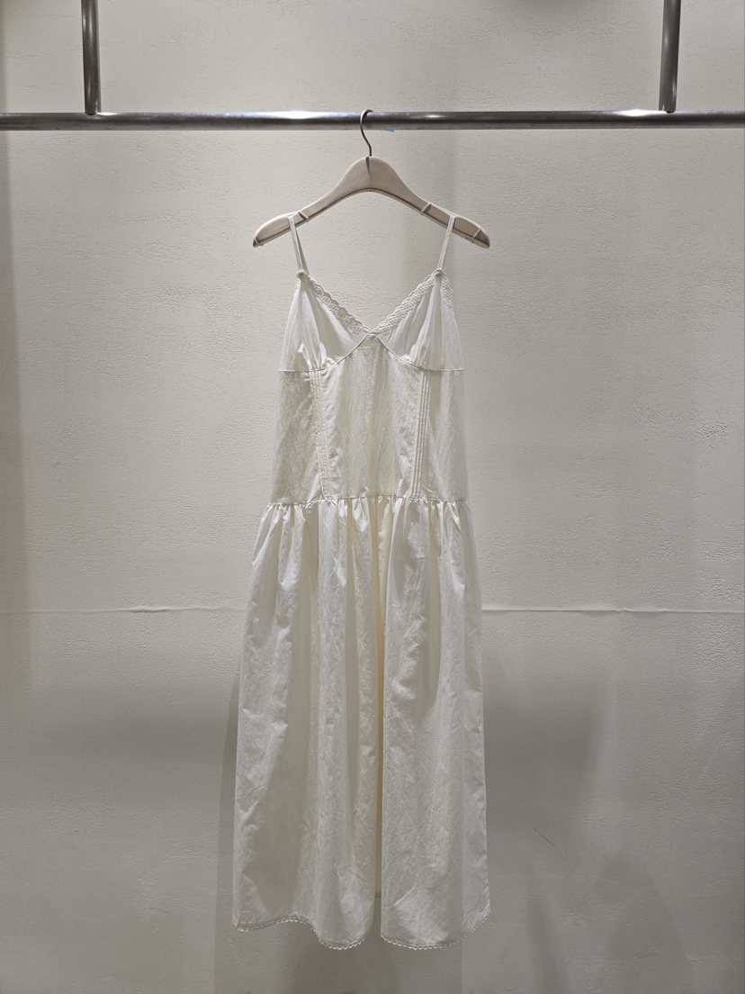 LIKEVAM韓國東大門直郵女裝新品推薦26春夏時尚休閑連衣裙LIKEVAM連衣裙圖色1