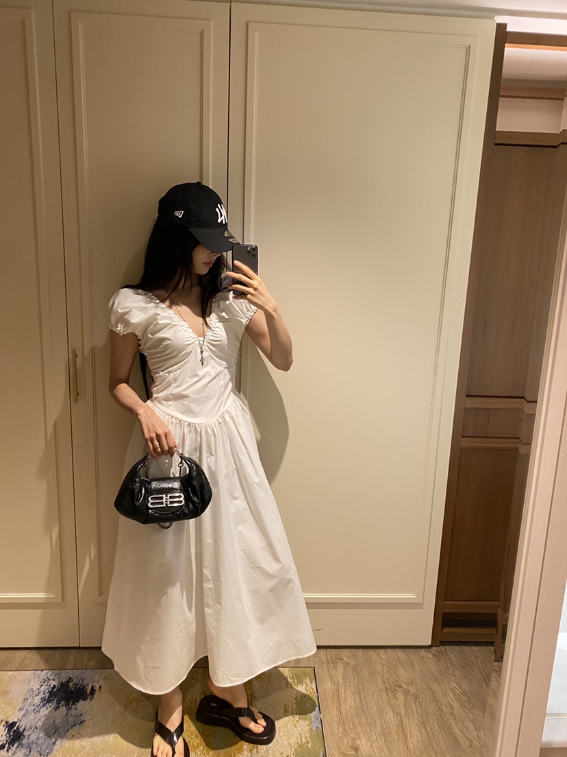 FOUREIGHT韓國東大門代購女裝新款26春夏推薦人氣時尚連衣裙FOUR EIGHT連衣裙