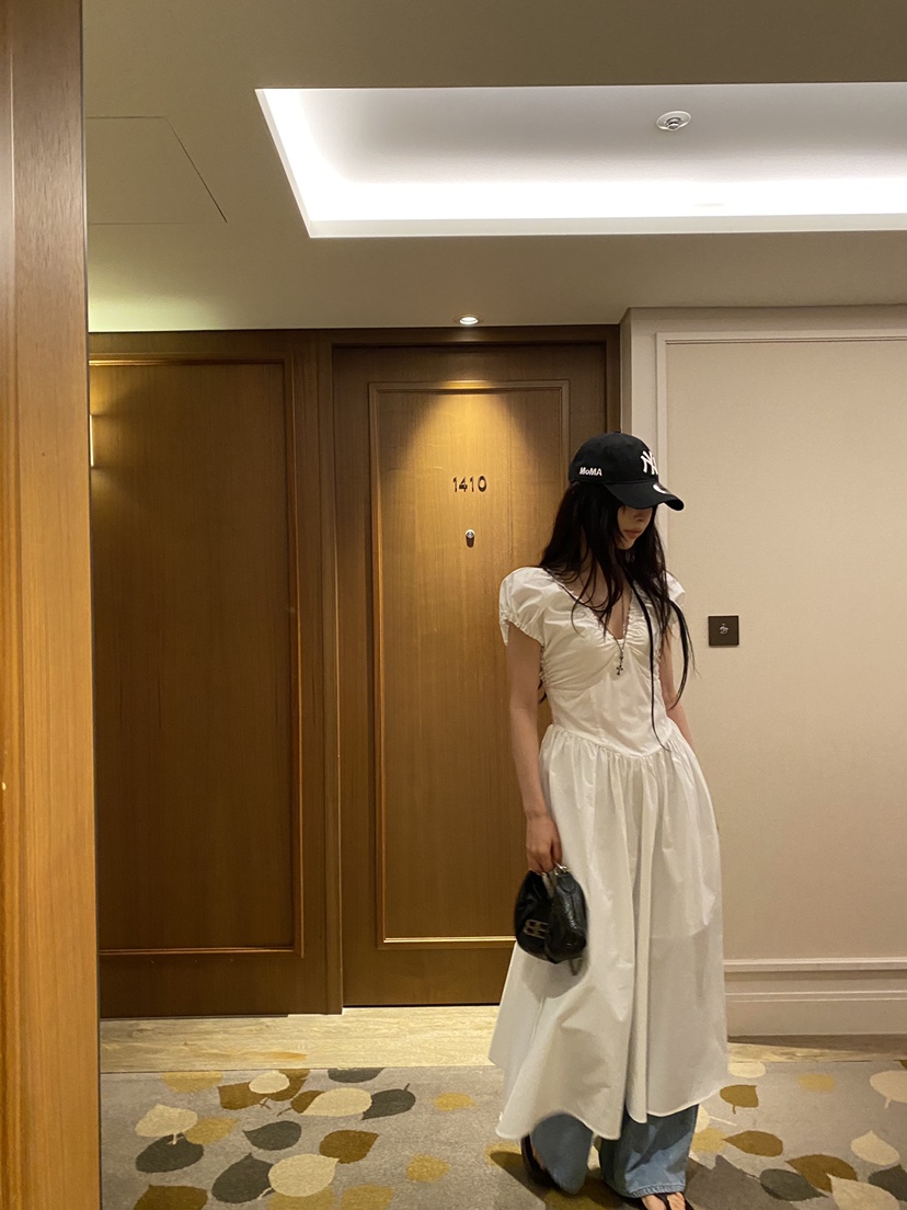 FOUREIGHT韓國東大門代購女裝新款26春夏推薦人氣時尚連衣裙FOUR EIGHT連衣裙