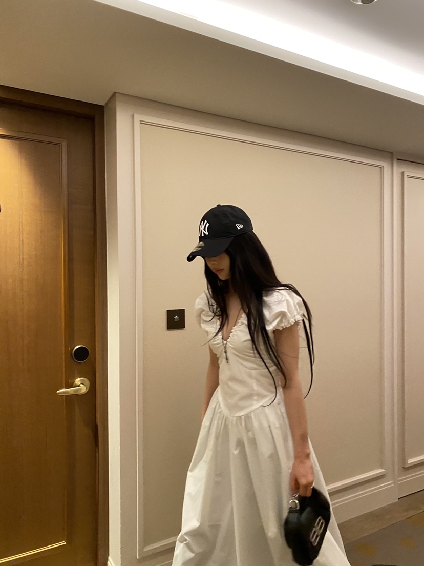 FOUREIGHT韓國東大門代購女裝新款26春夏推薦人氣時尚連衣裙FOUR EIGHT連衣裙