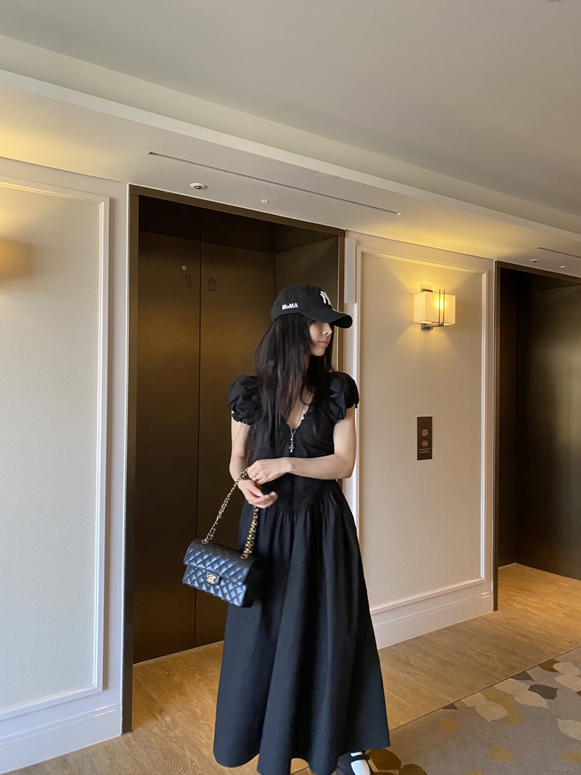 FOUREIGHT韓國東大門代購女裝新款26春夏推薦人氣時尚連衣裙FOUR EIGHT連衣裙