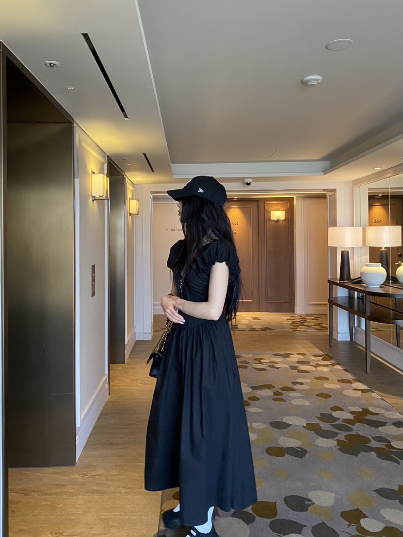 FOUREIGHT韓國東大門代購女裝新款26春夏推薦人氣時尚連衣裙FOUR EIGHT連衣裙