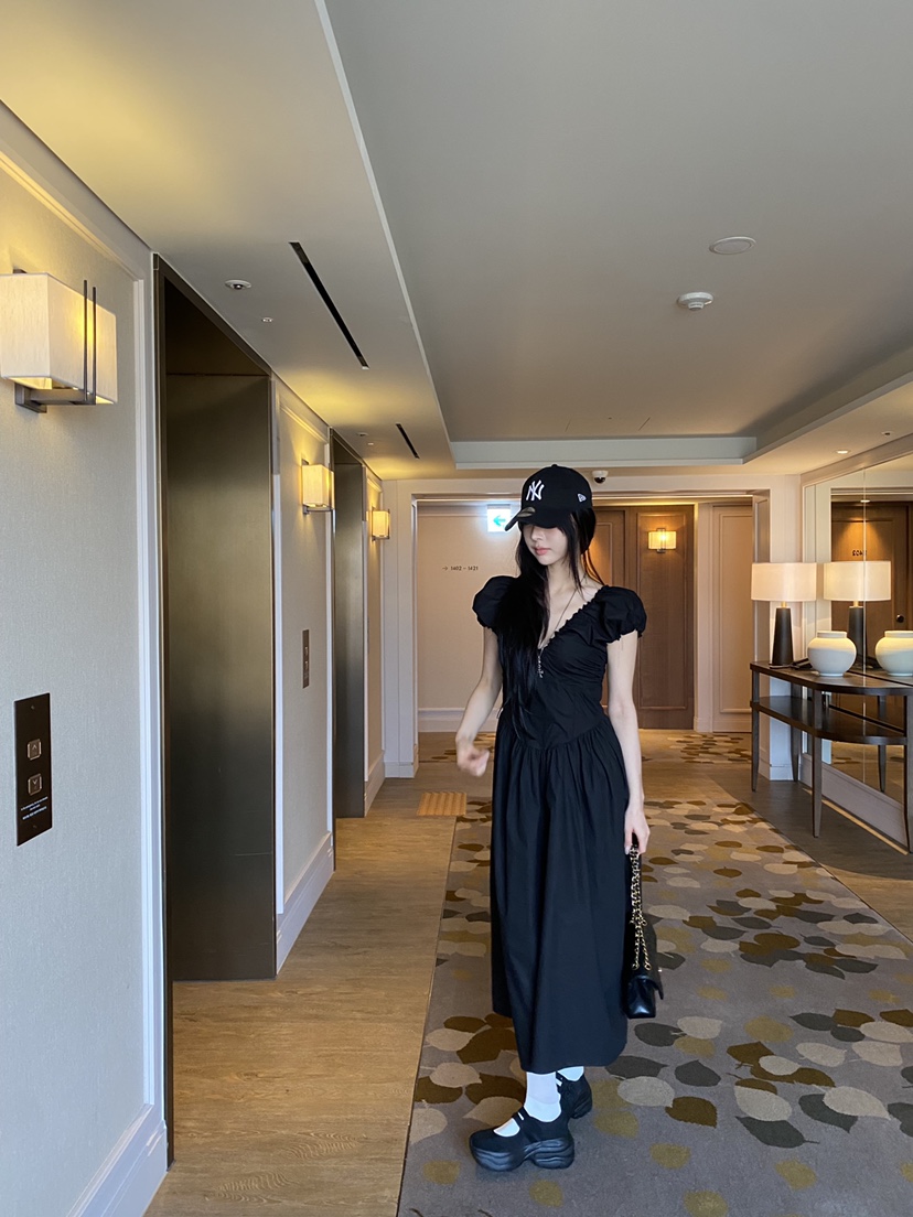 FOUREIGHT韓國東大門代購女裝新款26春夏推薦人氣時尚連衣裙FOUR EIGHT連衣裙