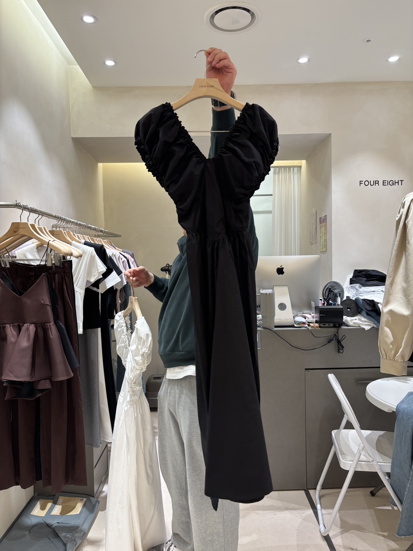 FOUREIGHT韓國東大門代購女裝新款26春夏推薦人氣時尚連衣裙FOUR EIGHT連衣裙圖色2