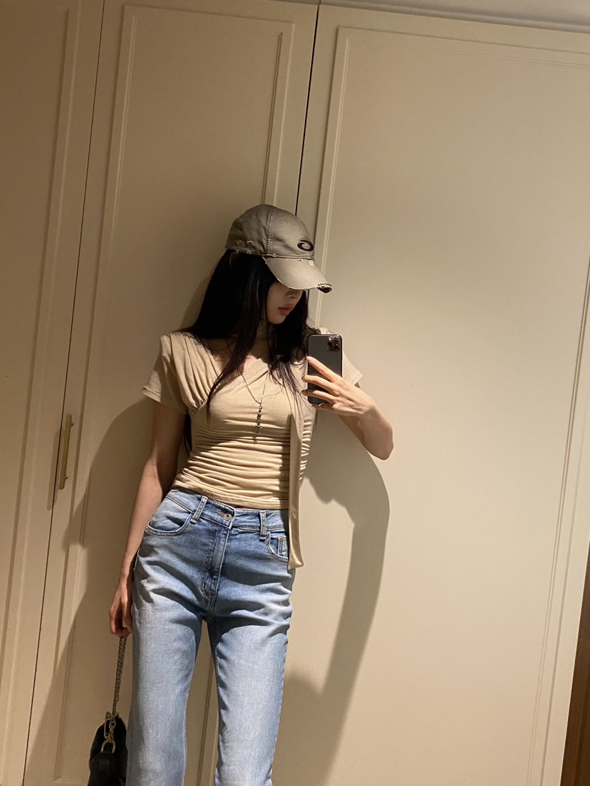 FOUREIGHT韓國東大門直郵女士新品時尚職業休閑人氣T恤圍巾FOUR EIGHTT恤