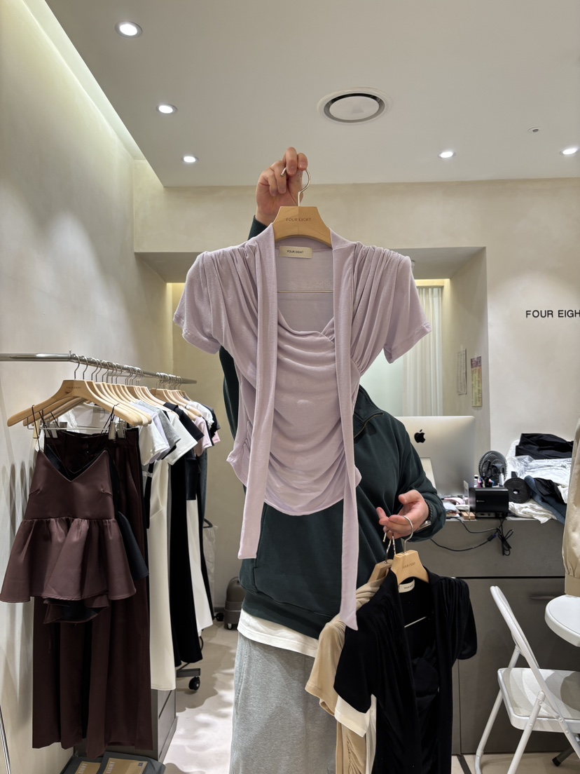 FOUREIGHT韓國東大門直郵女士新品時尚職業休閑人氣T恤圍巾FOUR EIGHTT恤圖色3