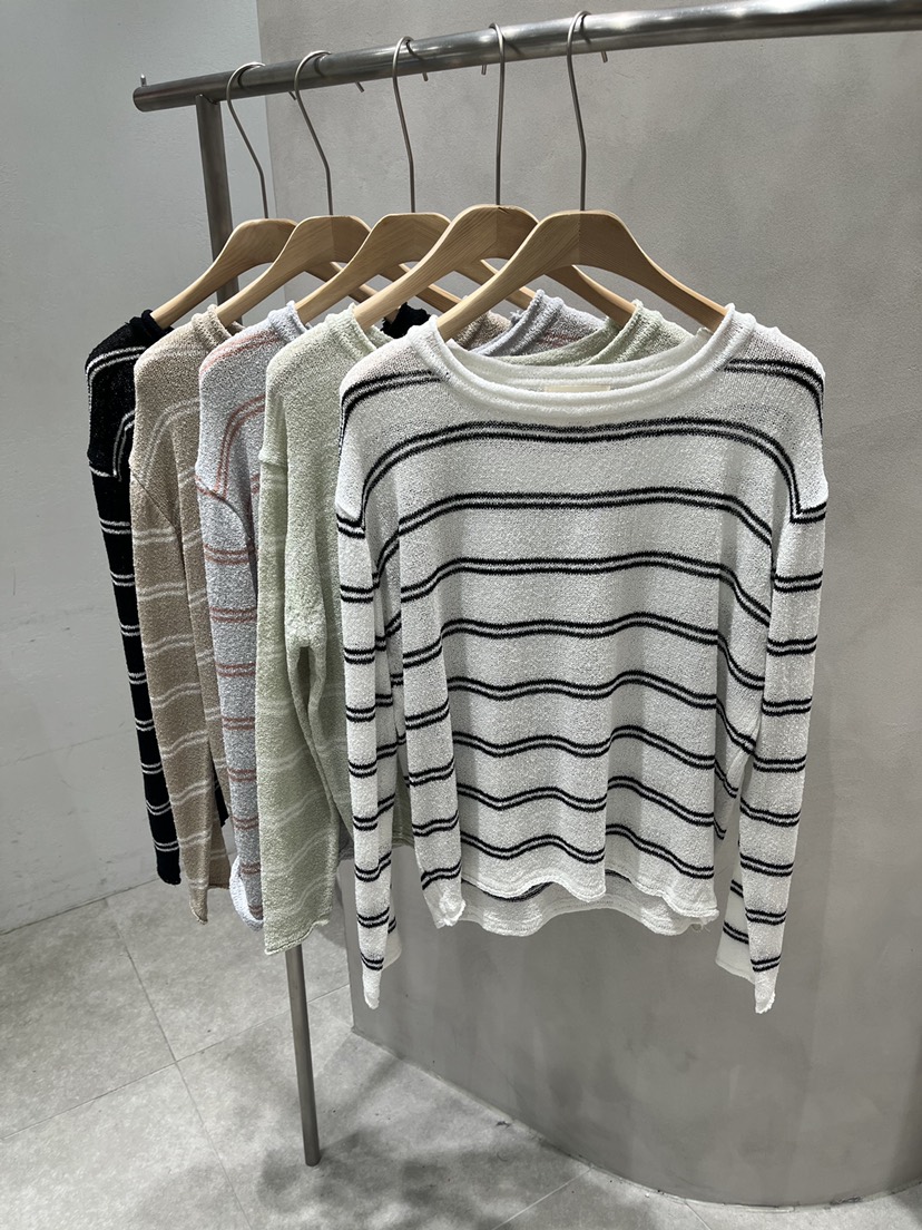 EVERCOMMERCE METICULOUSLY DESIGNED韓國東大門代購女士新款熱賣針織衫EVERCOMMERCE METICULOUSLY DESIGNED針織衫