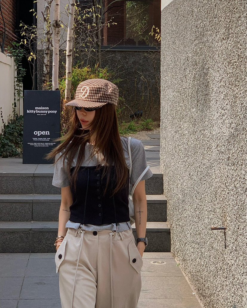 REVE CITE-L韓國東大門直郵女士新品熱賣吊帶背心不含內搭羅紋REVE CITE-L吊帶/背心