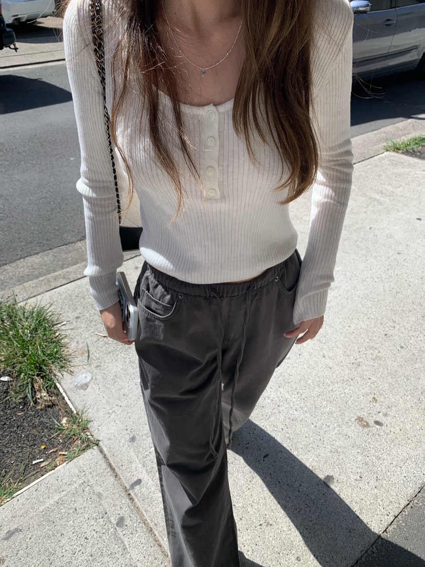 RIETTE韓國直郵女裝新款時尚職業26春夏休閑推薦熱賣長袖T恤RIETTE長袖T恤