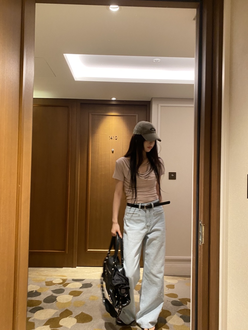 FOUREIGHT韓國直郵實拍女裝新款推薦26春夏職業熱賣人氣T恤FOUR EIGHTT恤