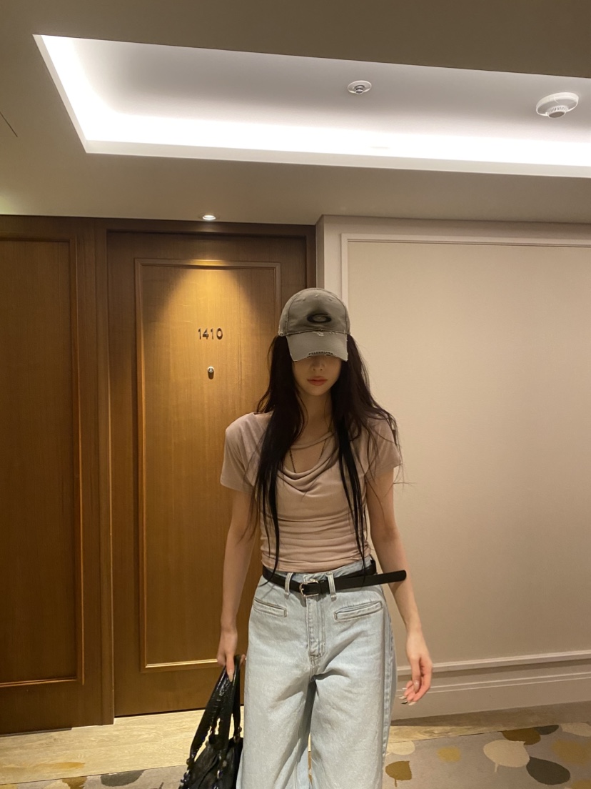 FOUREIGHT韓國直郵實拍女裝新款推薦26春夏職業熱賣人氣T恤FOUR EIGHTT恤