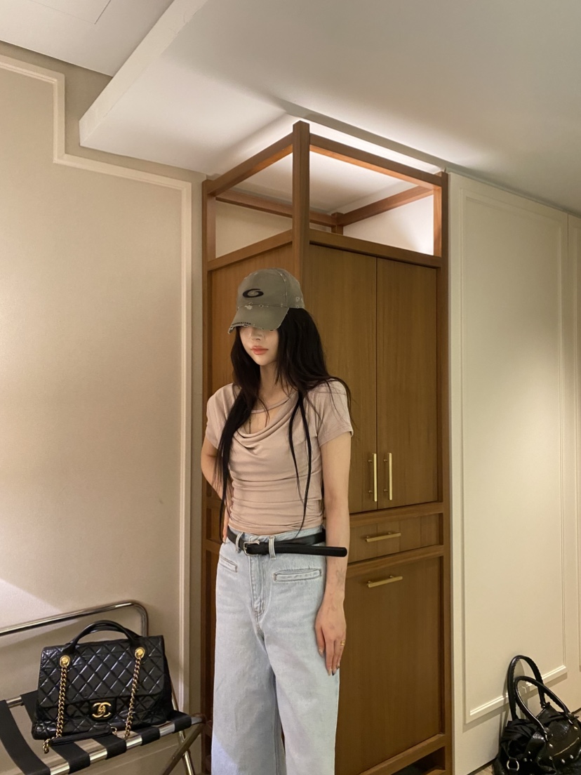 FOUREIGHT韓國直郵實拍女裝新款推薦26春夏職業熱賣人氣T恤FOUR EIGHTT恤