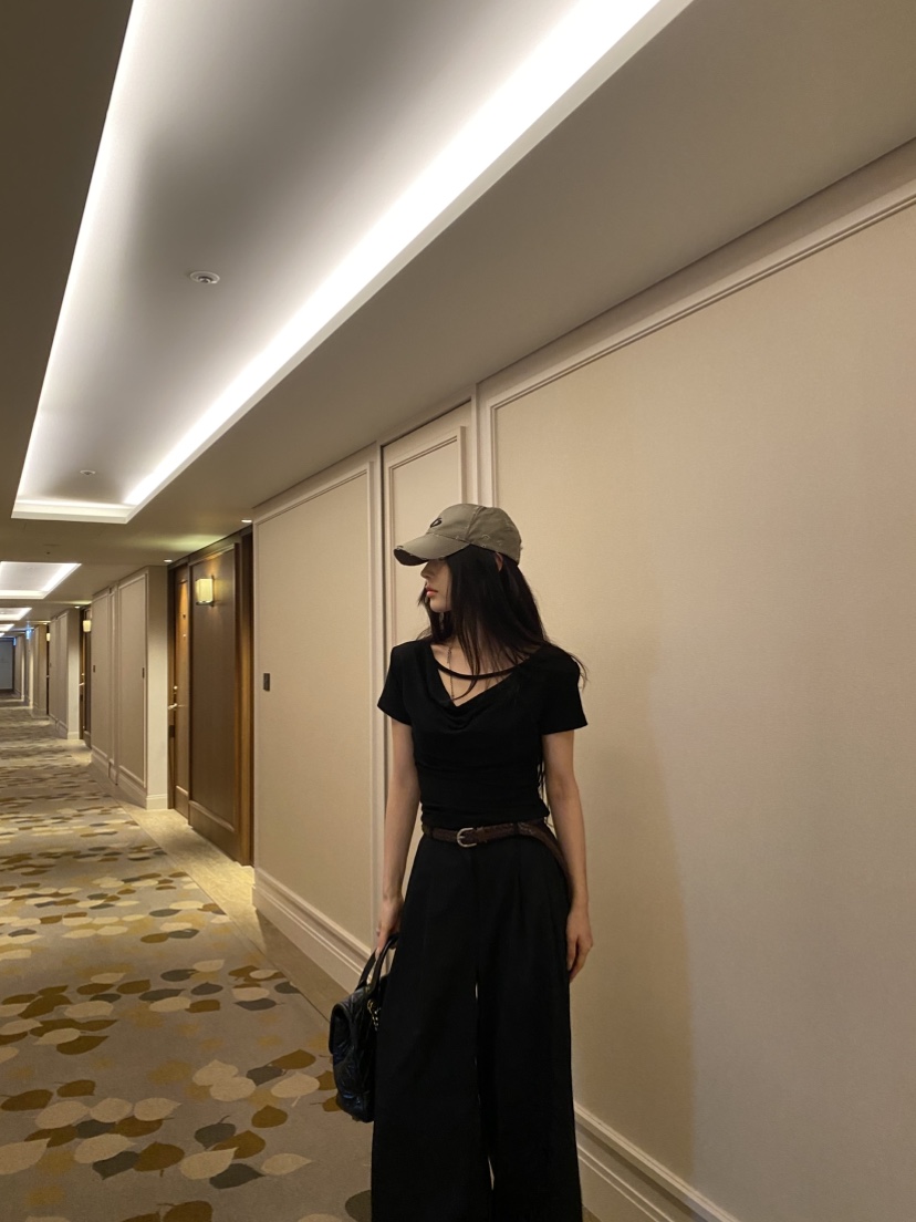 FOUREIGHT韓國直郵實拍女裝新款推薦26春夏職業熱賣人氣T恤FOUR EIGHTT恤