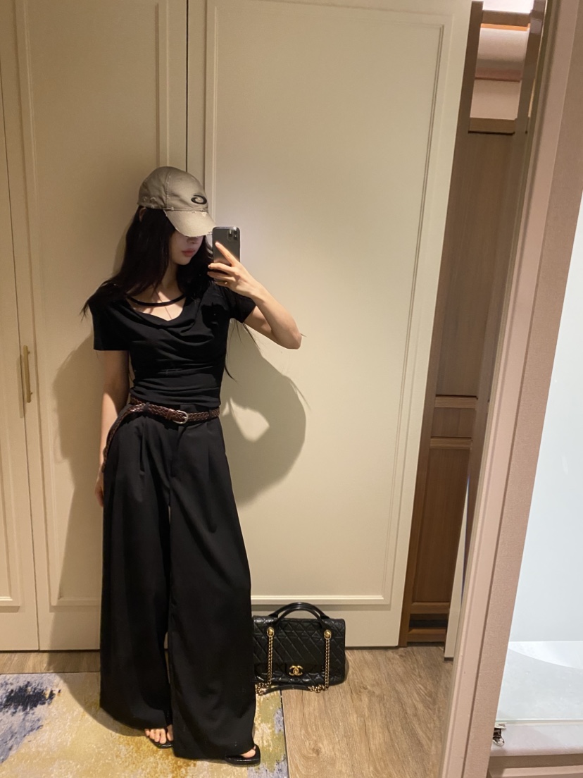 FOUREIGHT韓國直郵實拍女裝新款推薦26春夏職業熱賣人氣T恤FOUR EIGHTT恤