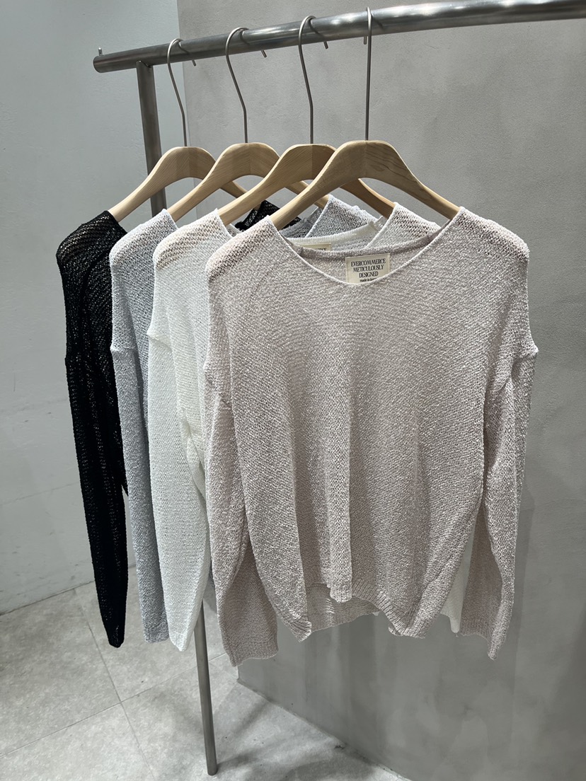 EVERCOMMERCE METICULOUSLY DESIGNED韓國東大門直郵女裝新品熱賣針織衫EVERCOMMERCE METICULOUSLY DESIGNED針織衫
