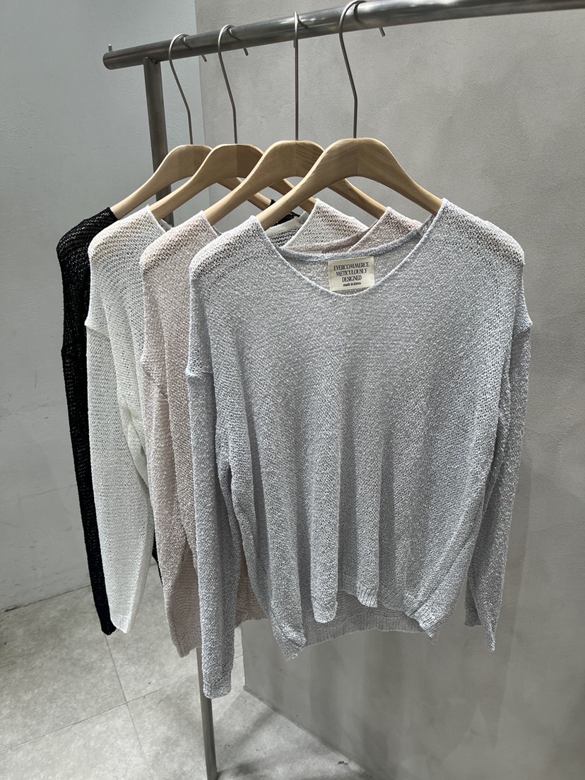 EVERCOMMERCE METICULOUSLY DESIGNED韓國東大門直郵女裝新品熱賣針織衫EVERCOMMERCE METICULOUSLY DESIGNED針織衫