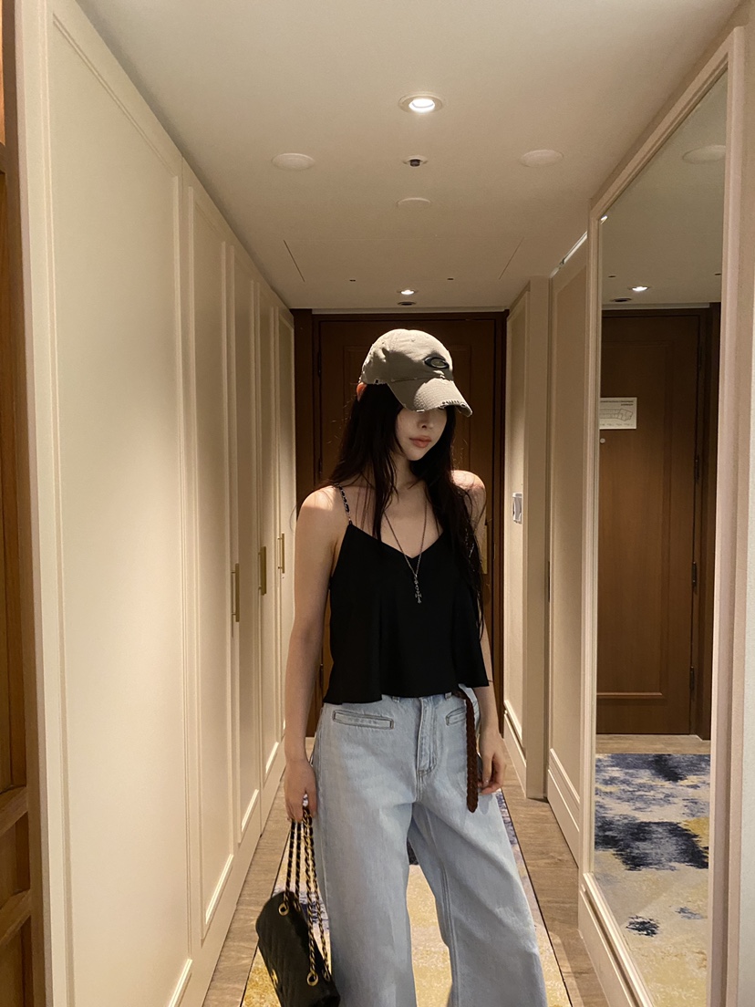 FOUREIGHT韓國直郵實拍女裝新品人氣熱賣休閑推薦吊帶背心FOUR EIGHT吊帶/背心