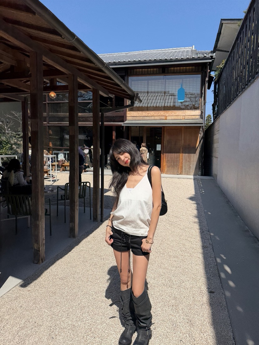 SOLAR韓國代購女裝新款人氣熱賣26春夏推薦時尚吊帶背心紐扣SOLAR吊帶/背心