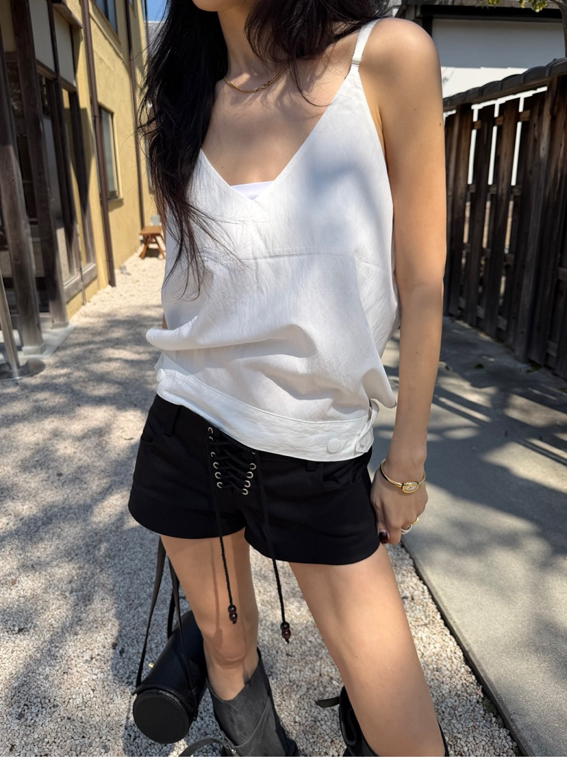 SOLAR韓國東大門直郵女士新款熱賣26春夏時尚休閑短褲鏤空SOLAR短褲