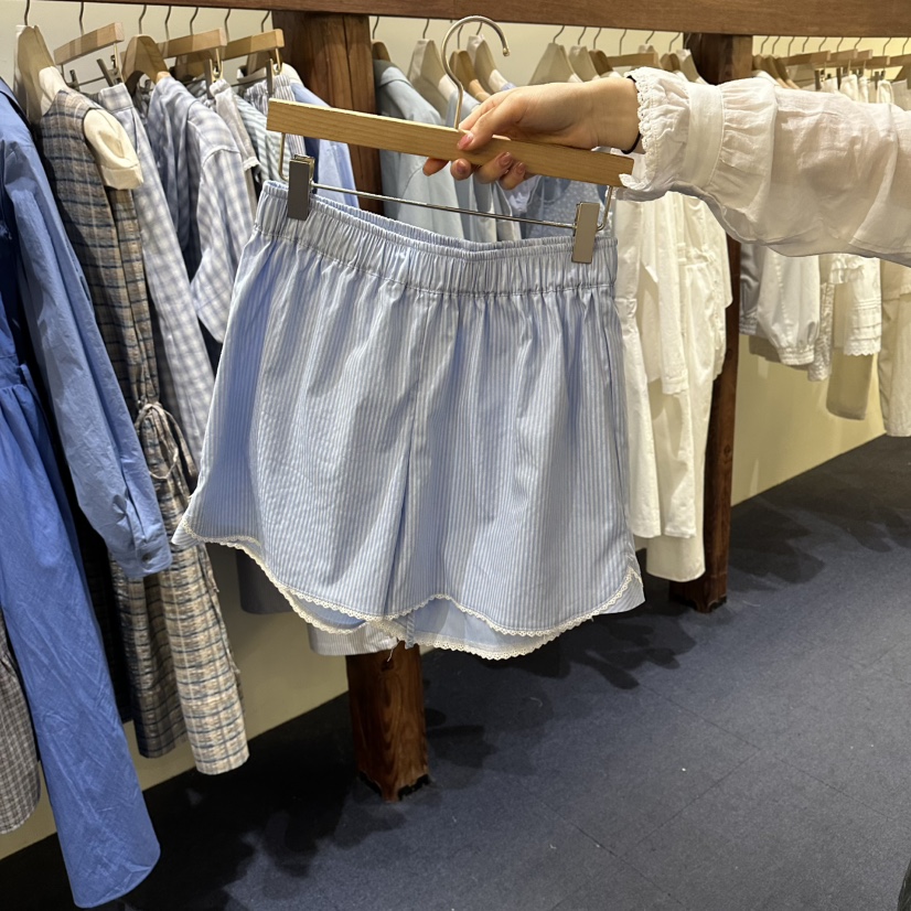 FURE韓國直郵實拍女士新款26春夏時尚推薦職業人氣短褲蕾絲FURE短褲圖色2