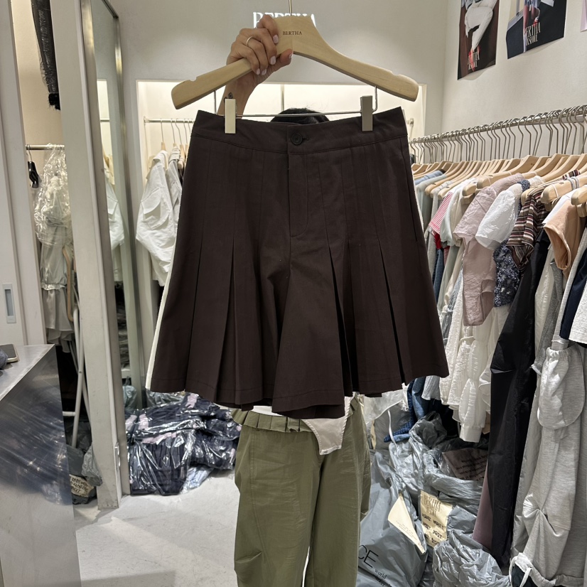 BERTHA韓國直郵女士新款熱賣推薦職業真品人氣休閑26春夏短褲BERTHA短褲圖色2