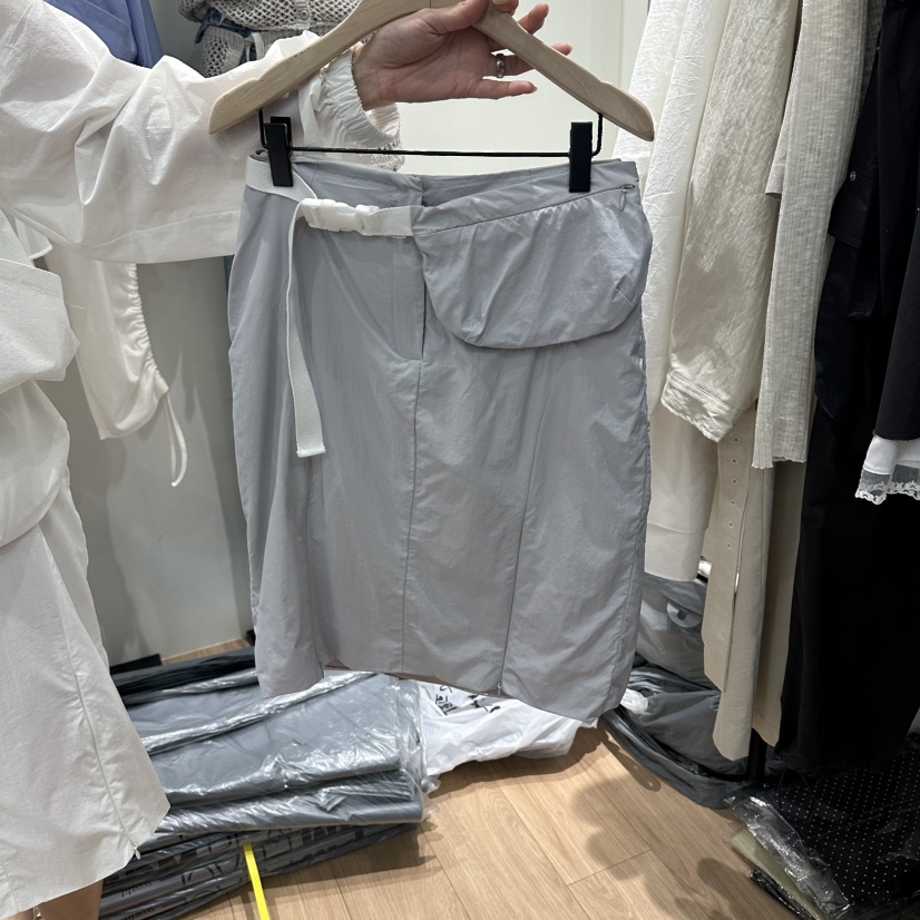 ORE-P東大門代購女士新品26春夏熱賣推薦時尚長裙含腰包ORE長裙圖色2