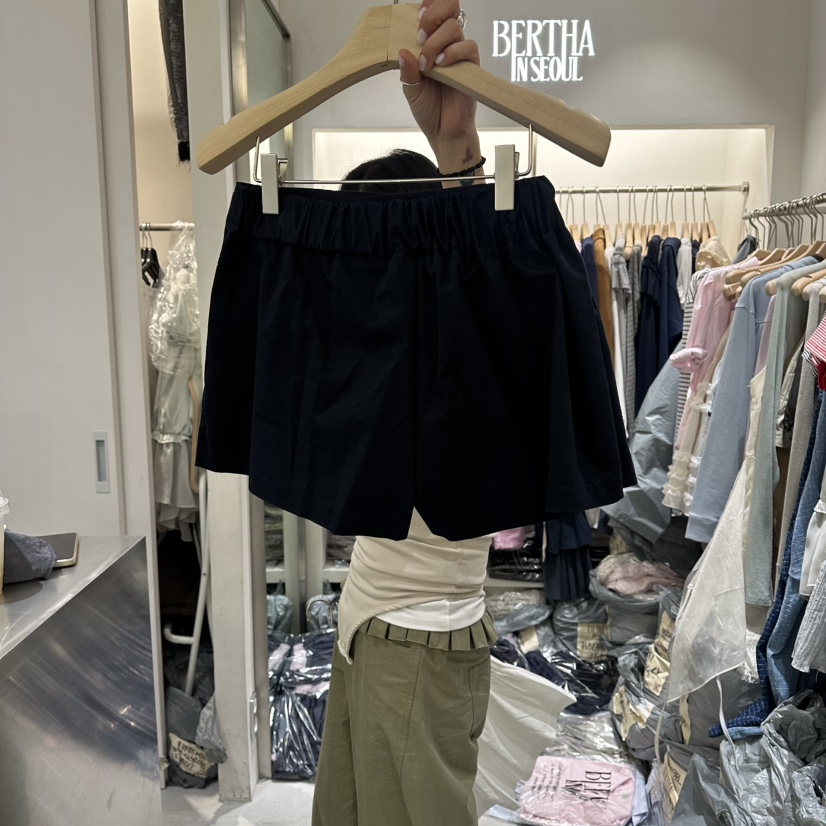 BERTHA韓國直郵女裝新款休閑熱賣26春夏職業推薦短褲褶裥BERTHA短褲