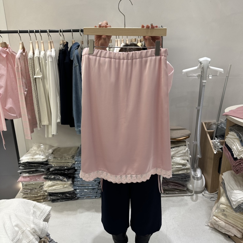 AURA韓國代購女裝新款26春夏休閑真品半身裙中短裙蕾絲絲綢Au ra半身裙/中短裙