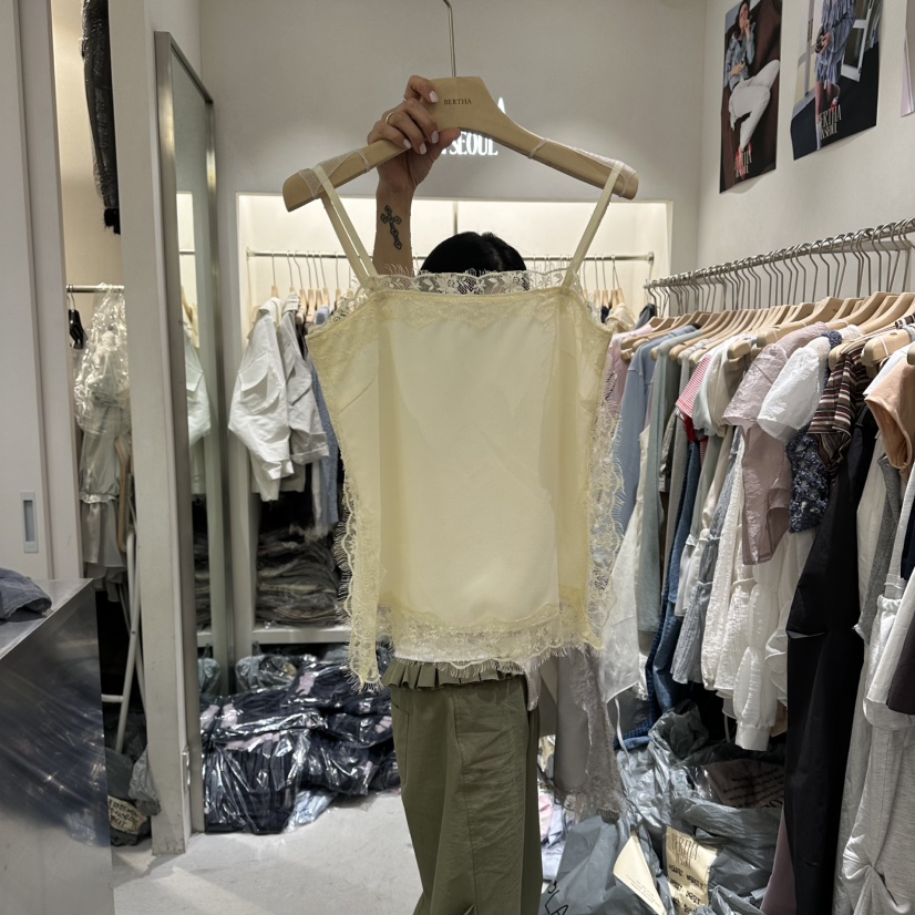 BERTHA東大門實拍女裝新品26春夏推薦人氣熱賣吊帶背心蕾絲BERTHA吊帶/背心圖色1