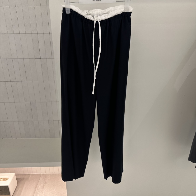 LOW MOMENT韓國東大門代購女士新款推薦人氣休閑職業休閑褲LOW MOMENT休閑褲圖色2黑色