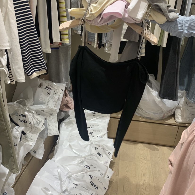 MEMOIRE韓國東大門代購女士新款職業26春夏人氣長袖T恤露肩MEMOIRE長袖T恤圖色4